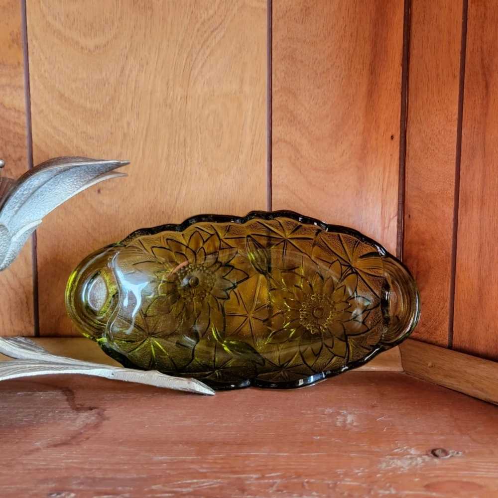 Vintage Indiana Glass Co. Dish